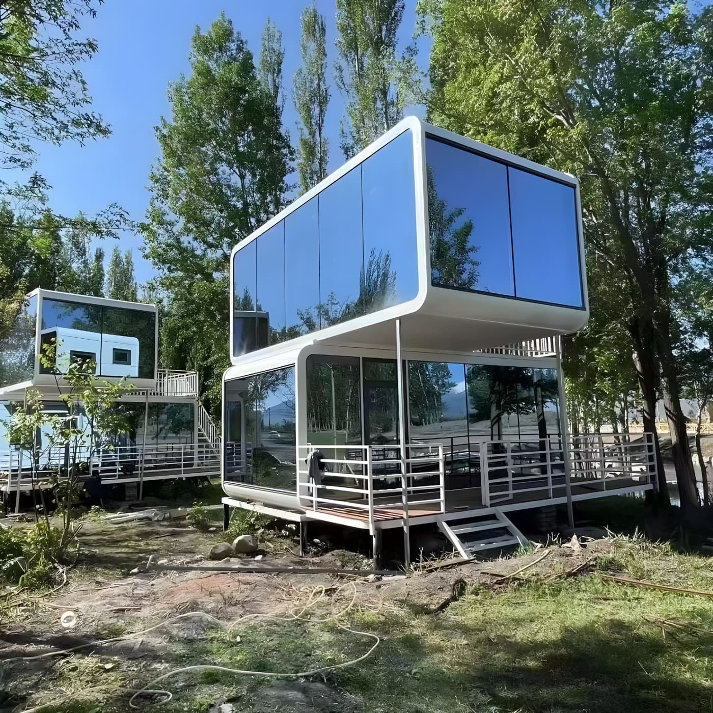 Apple Cabin